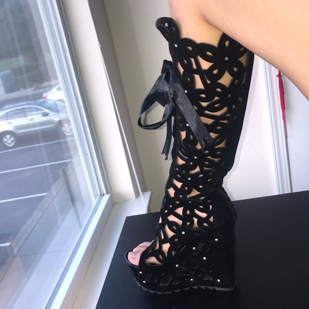 Open toe front lace knees high heels